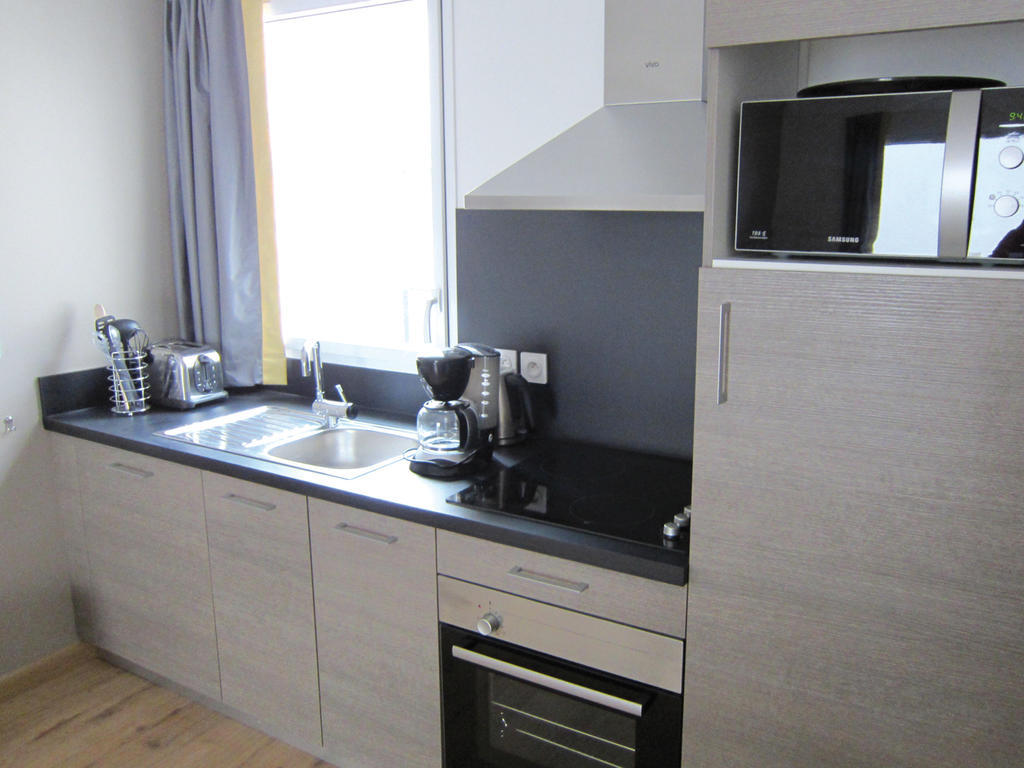Lagrange Vacances Les Patios Eugénie Biarriz Habitación foto