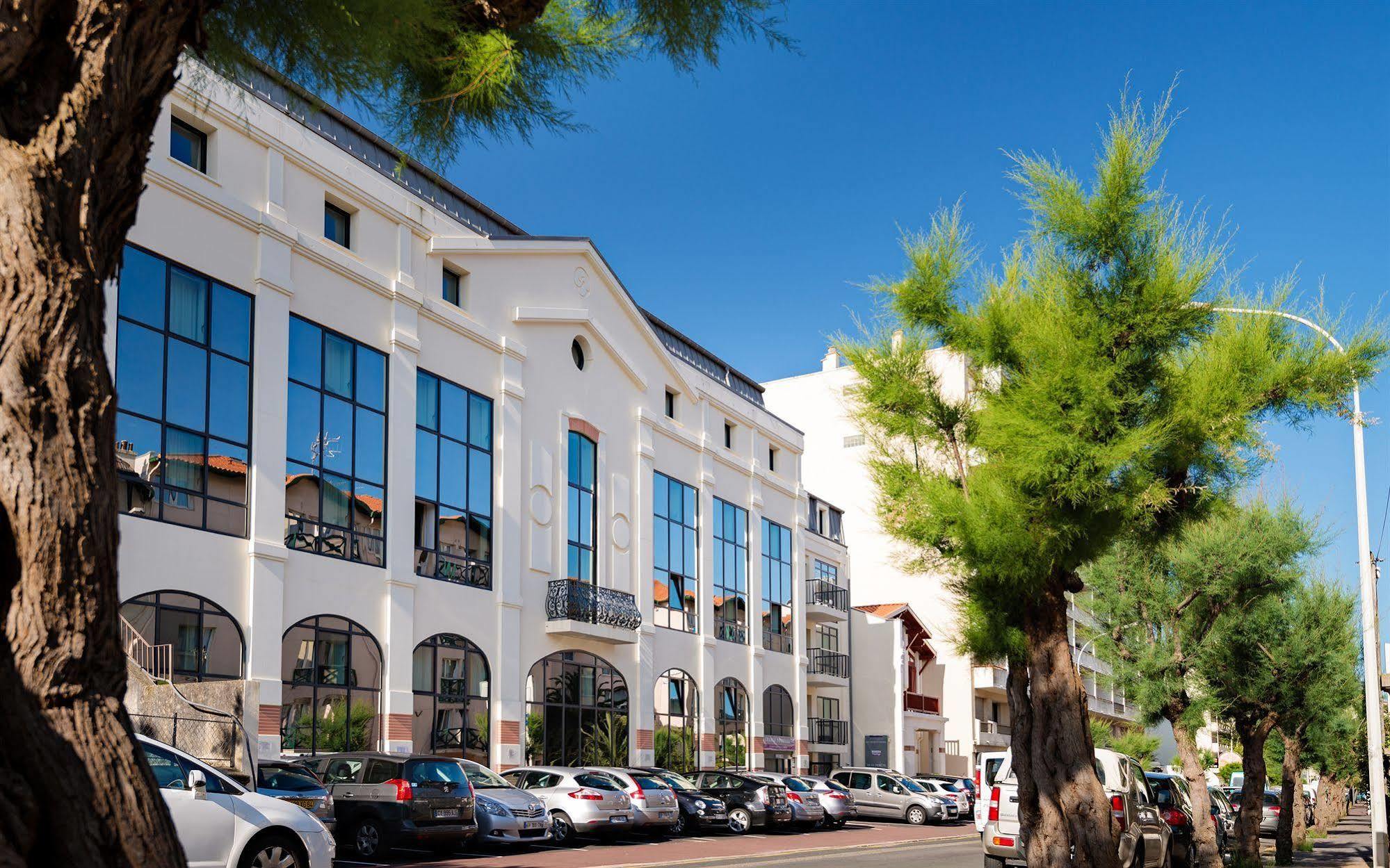 Lagrange Vacances Les Patios Eugénie Biarriz Exterior foto